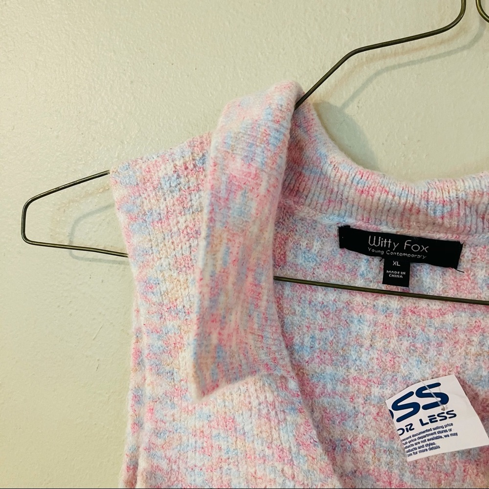 NWT Multicolored Sleeveless Sweater - Picture 2 of 7